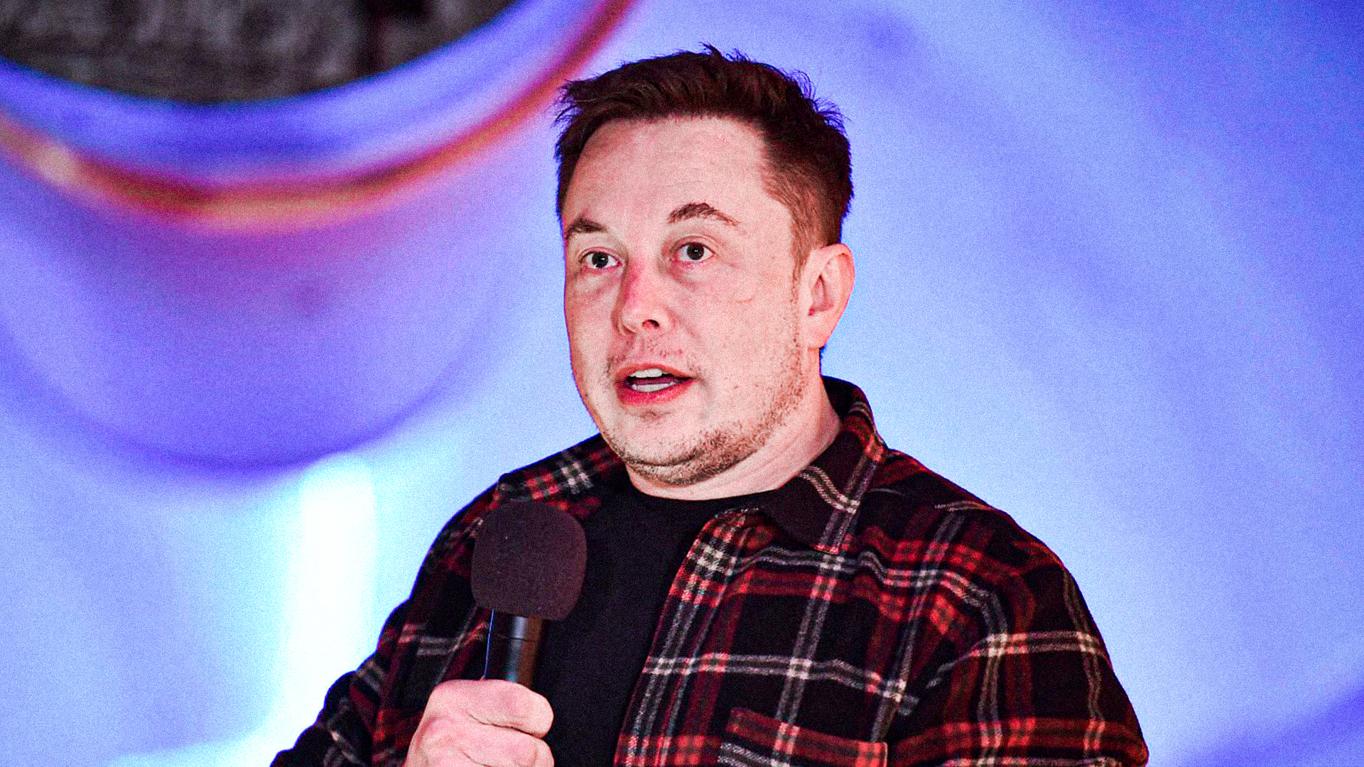 Elon Musk jokes about buying Manchester United